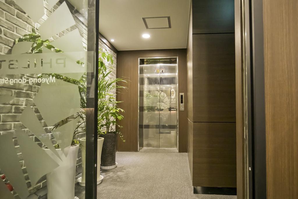 Philstay Myeongdong Station Seoul Exteriör bild