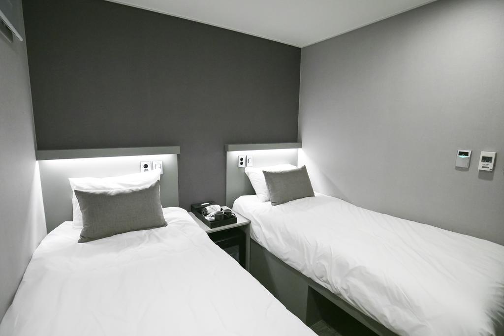 Philstay Myeongdong Station Seoul Exteriör bild